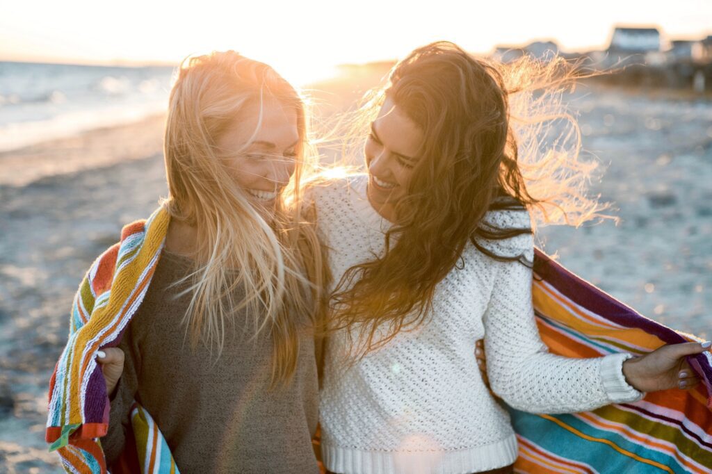 These Are The 11 Characteristics Of A True Friend