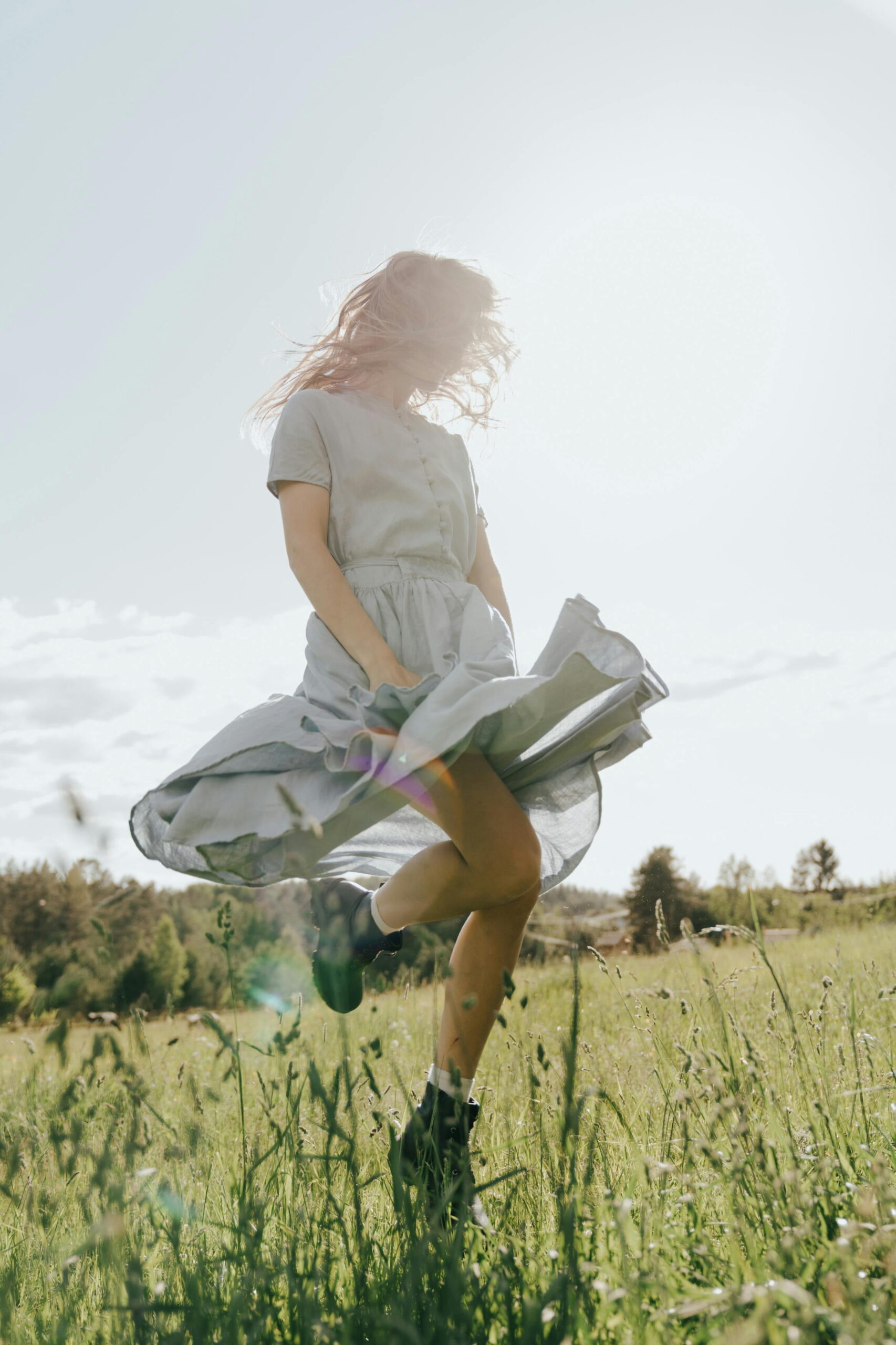 100 Things To Let Go Of For A Happier & Peaceful Life