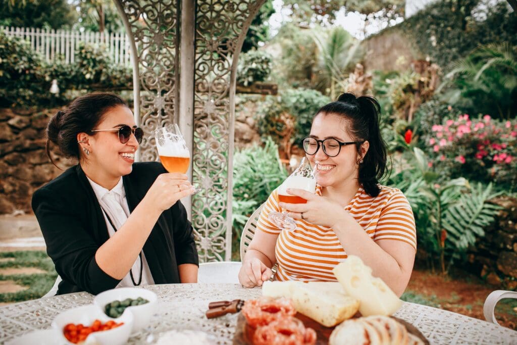 Seasonal Friendship: Temporary Connections In Your Life